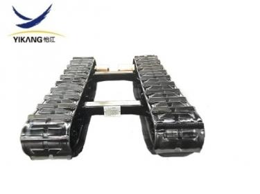 Garden harvester rubber track undercarriage